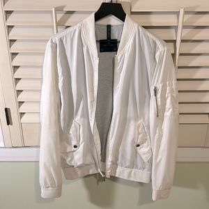 White Zara’s Bomber Jacket Size XL Fits L